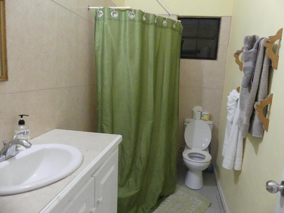 Laborie Southern Haven Guesthouse מראה חיצוני תמונה