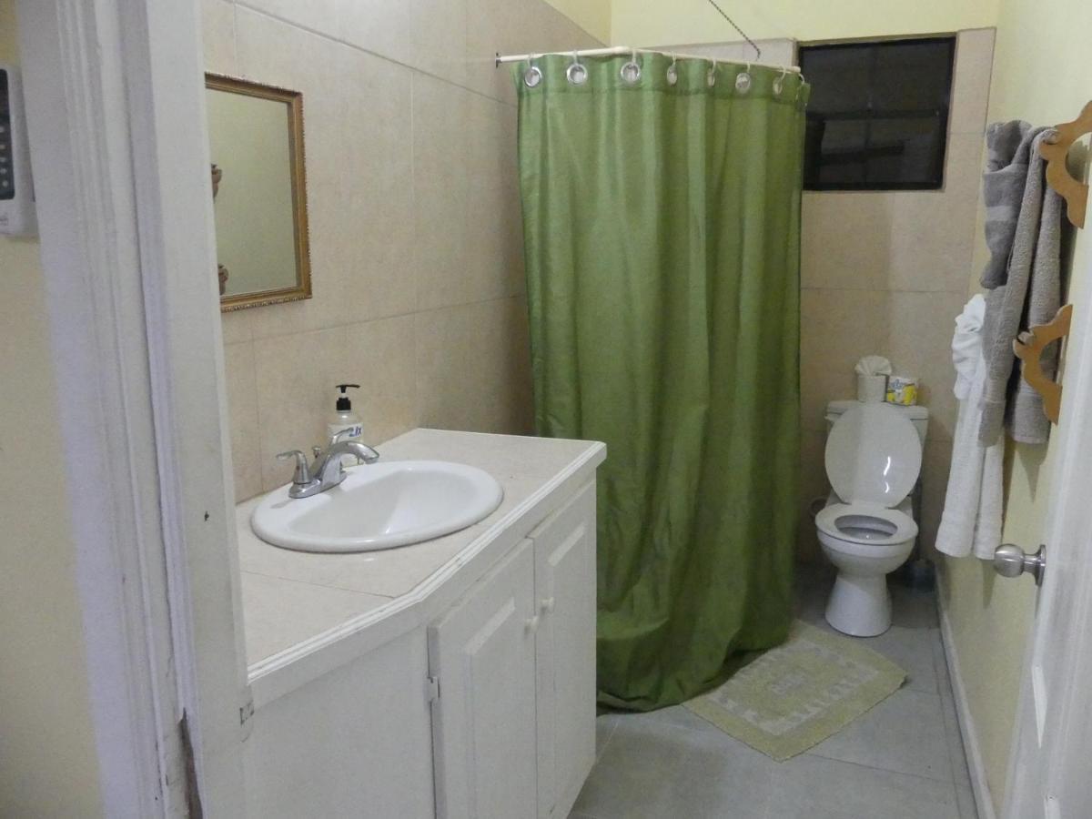 Laborie Southern Haven Guesthouse מראה חיצוני תמונה